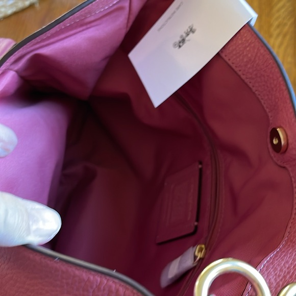 Coach Pink Leather Women's Bag - Picture 5 of 7